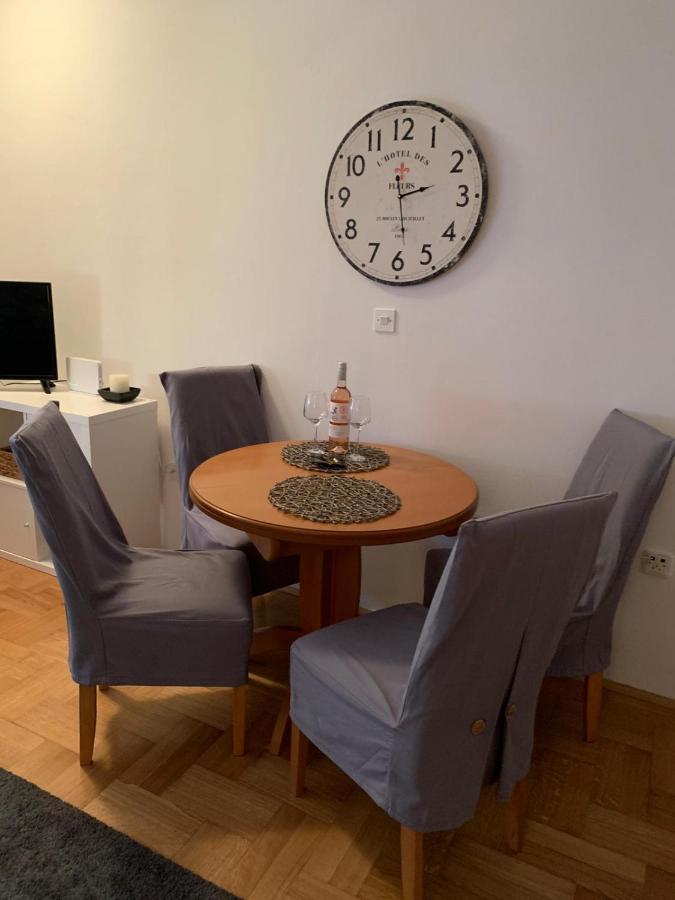 Sarmantni Apartman Malecka 2 Zagreb Eksteriør bilde